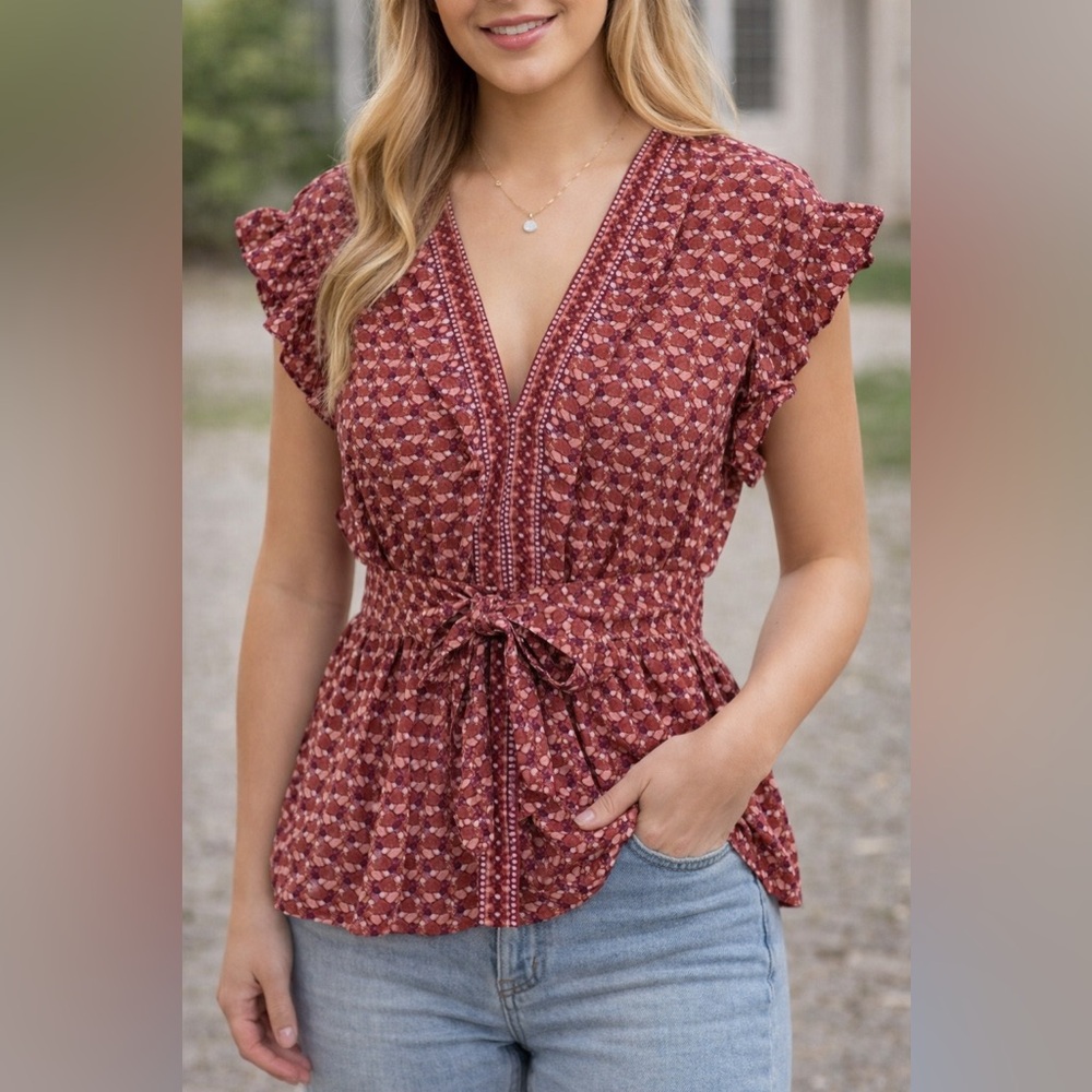 NWT $70 Max Studio Women's V-Neck Cap Sleeve Belted Blouse Top Size X-Small